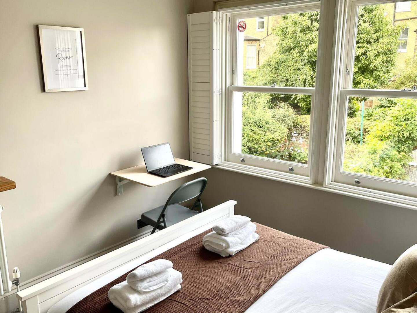Luxury King-Bed Ensuite With Tranquil Garden Views London Exterior photo